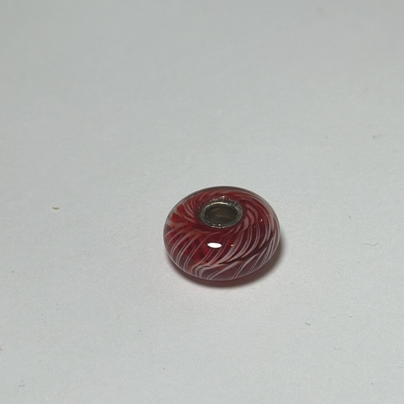 Trollbeads Red Feather Glass Bead - Picture 3 of 7